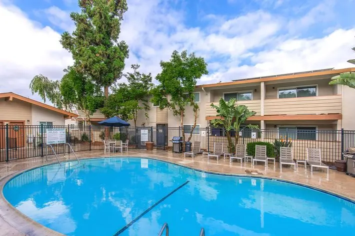 Ladera Woods Apartment Homes