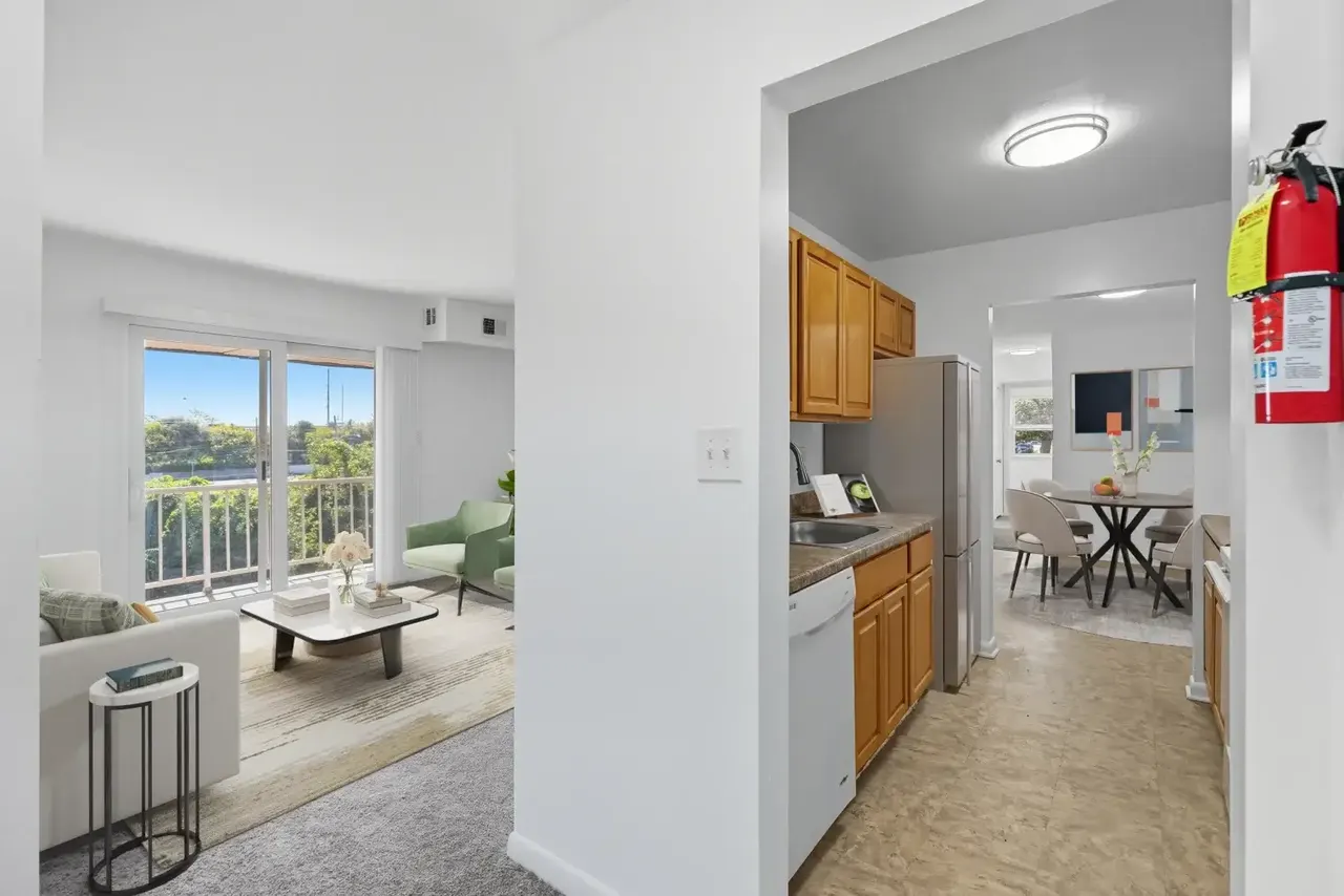 Lighthouse Hill Apartments