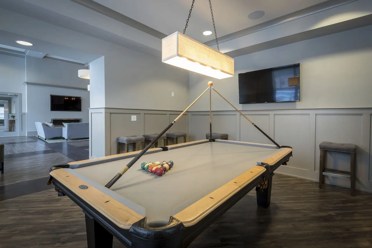 The Franklin at Crossroads Apartments