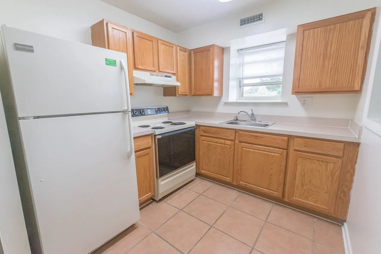 Governor Mifflin Apartments