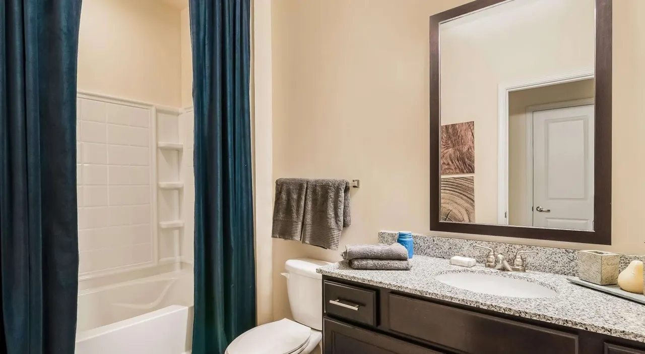 Alexander Village Apartments