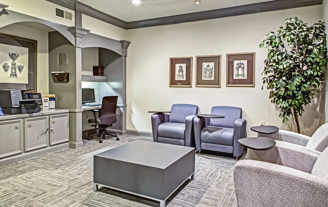 Plaza at Westchase Apartments