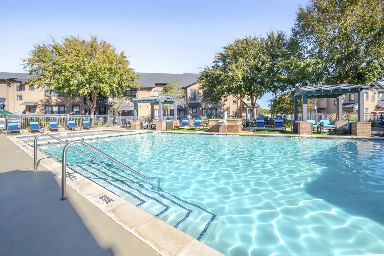 Creekside Townhomes