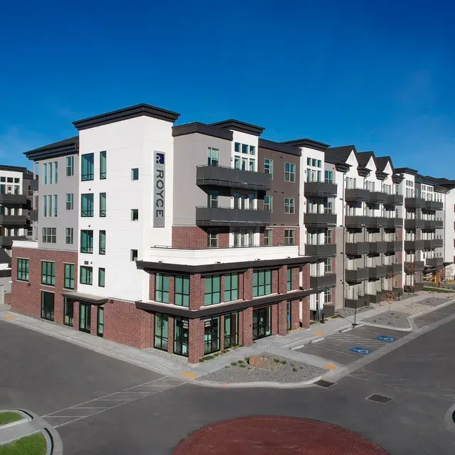 The Royce on 9th Apartments Murray