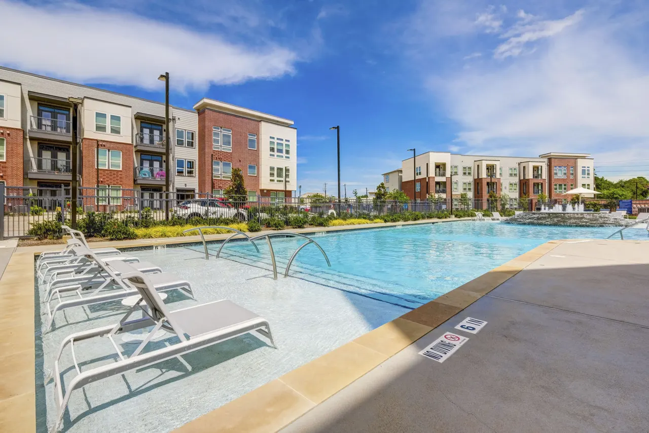 Encore Conroe Apartments
