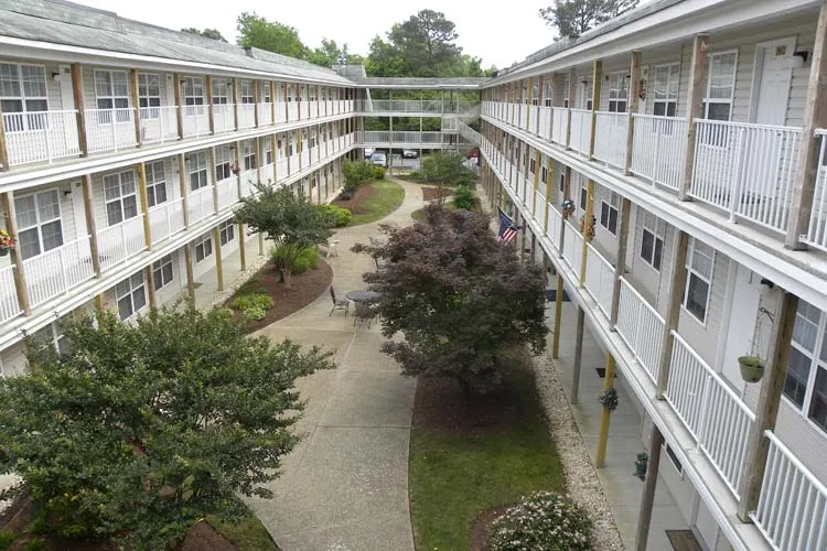 Commons At Greenwood