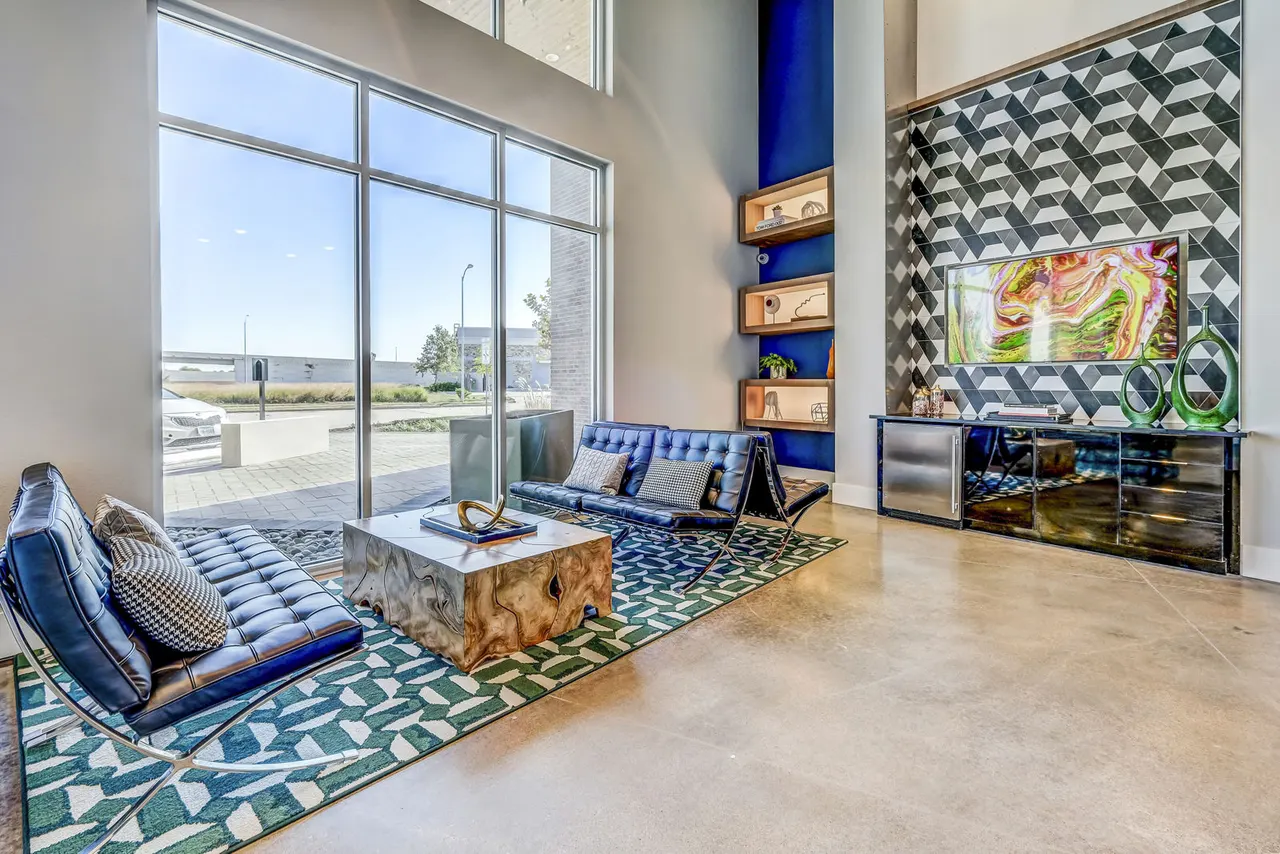 Encore Motif at Grand Crossing