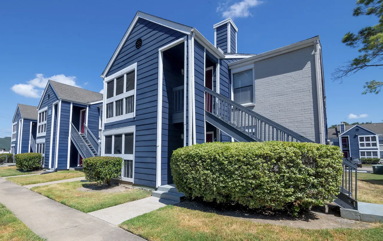 Willow Springs Apartments