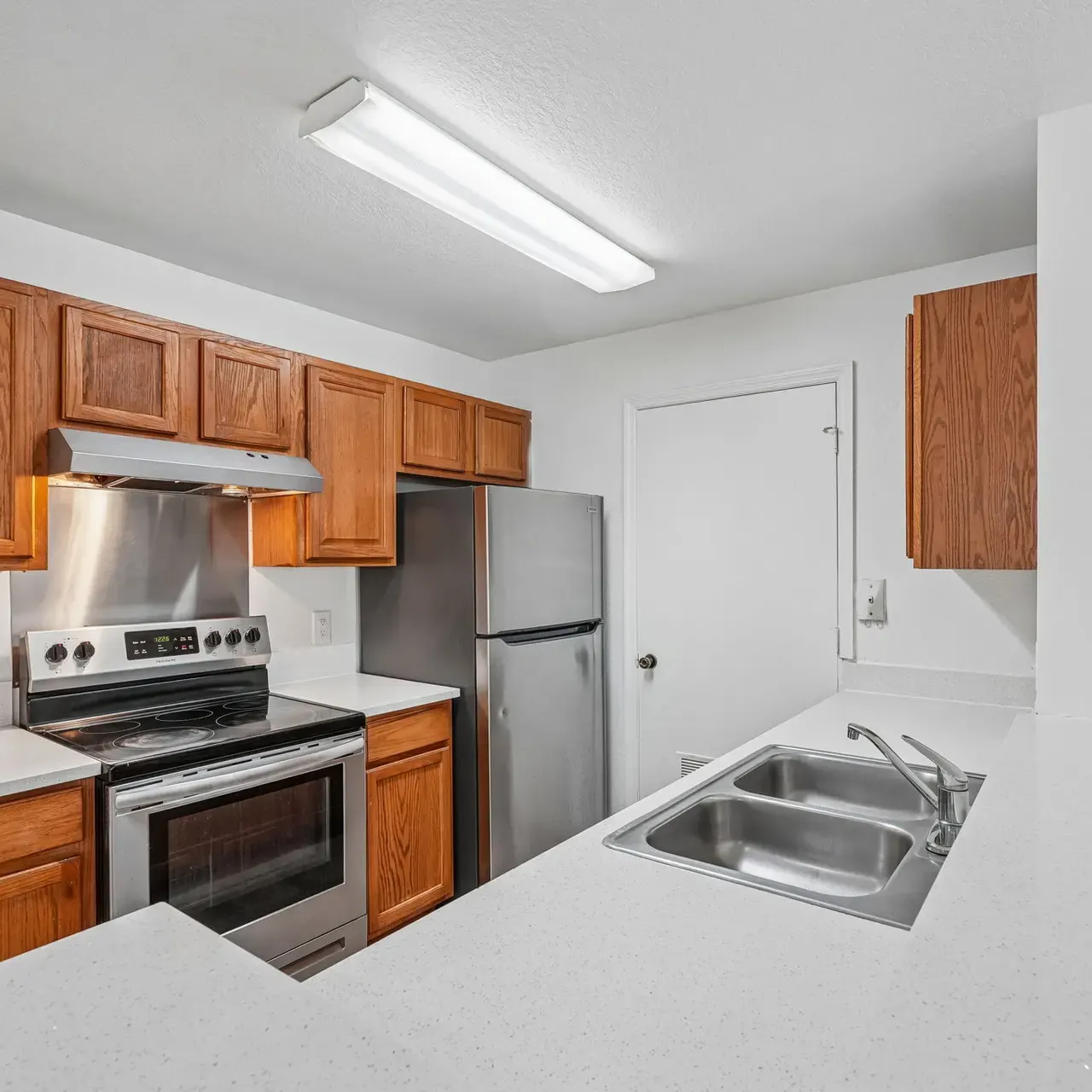Brittany Bay Apartments