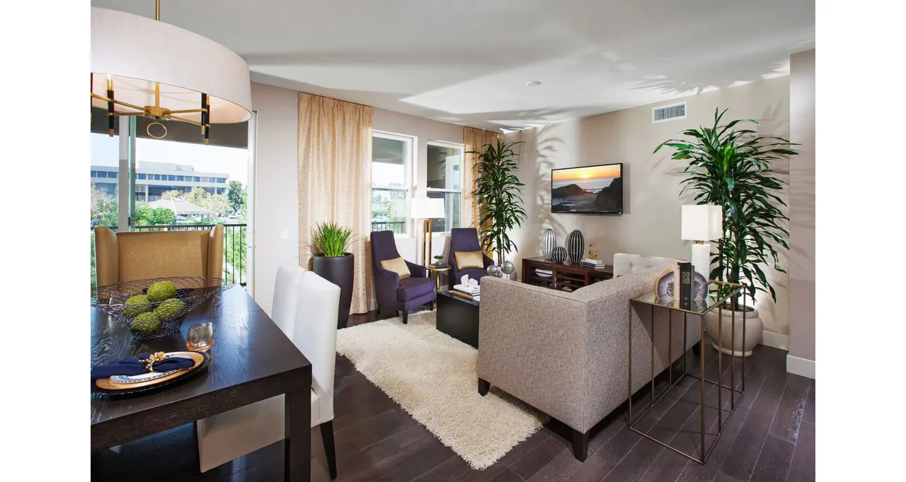 Carlyle Apartments