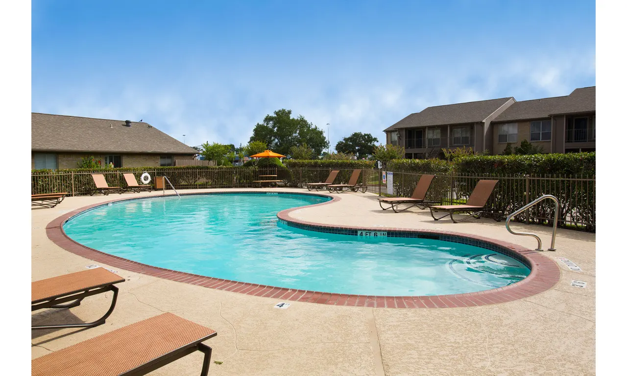 Bellfort Village Apartments