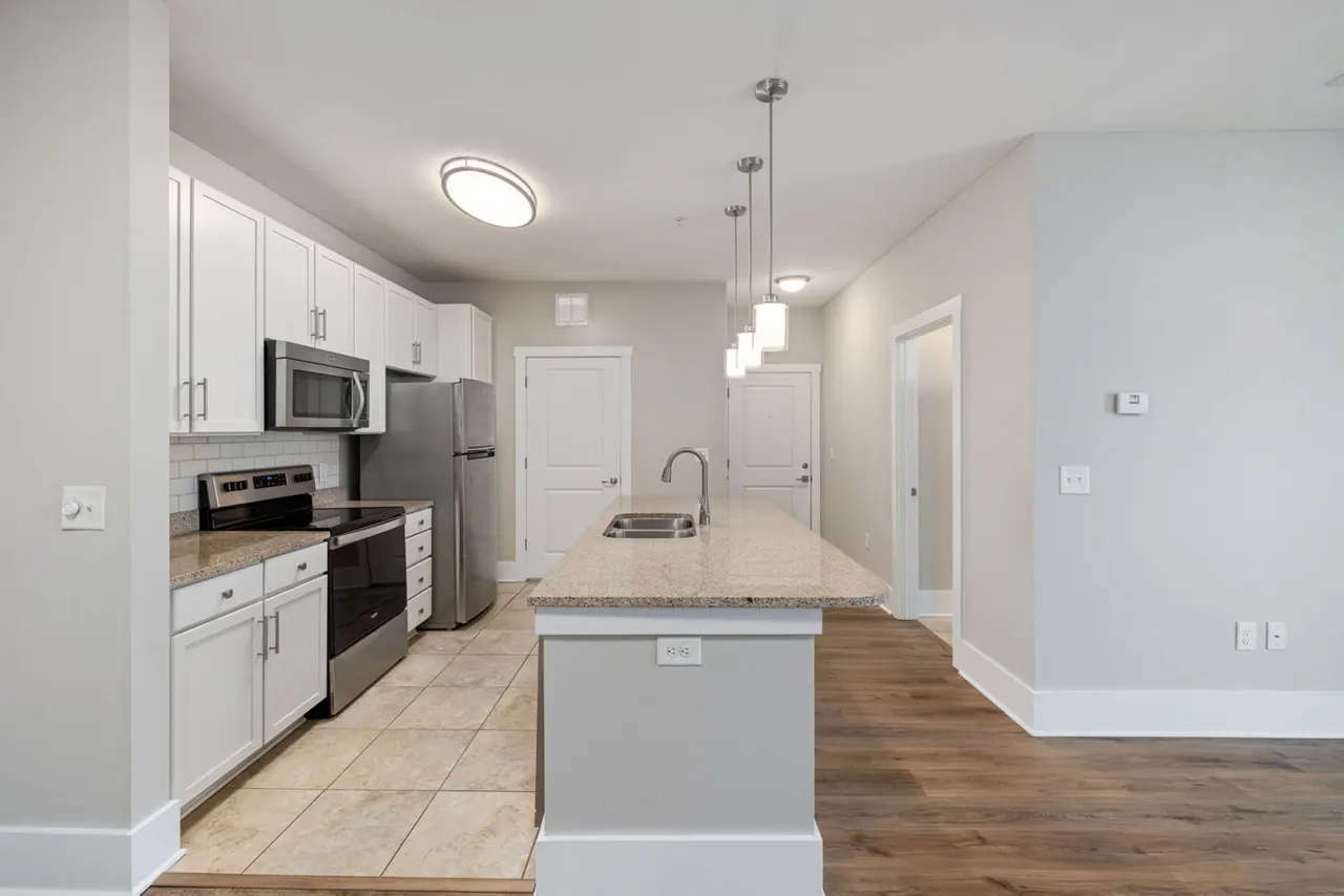 Headwaters at Autumn Hall Apartments