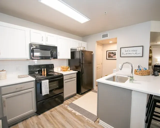 Cross Timbers Apartments