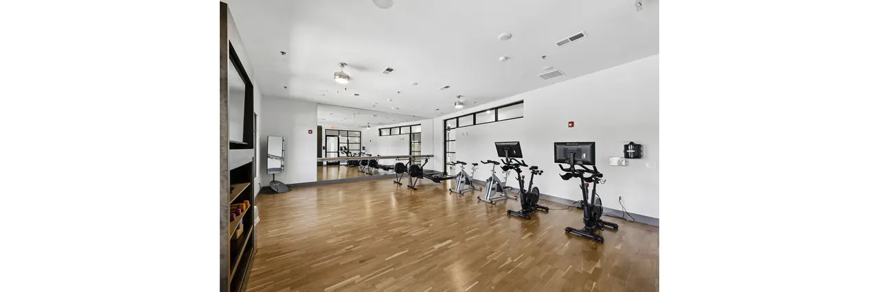 Tapestry at Brentwood Town Center Apartments
