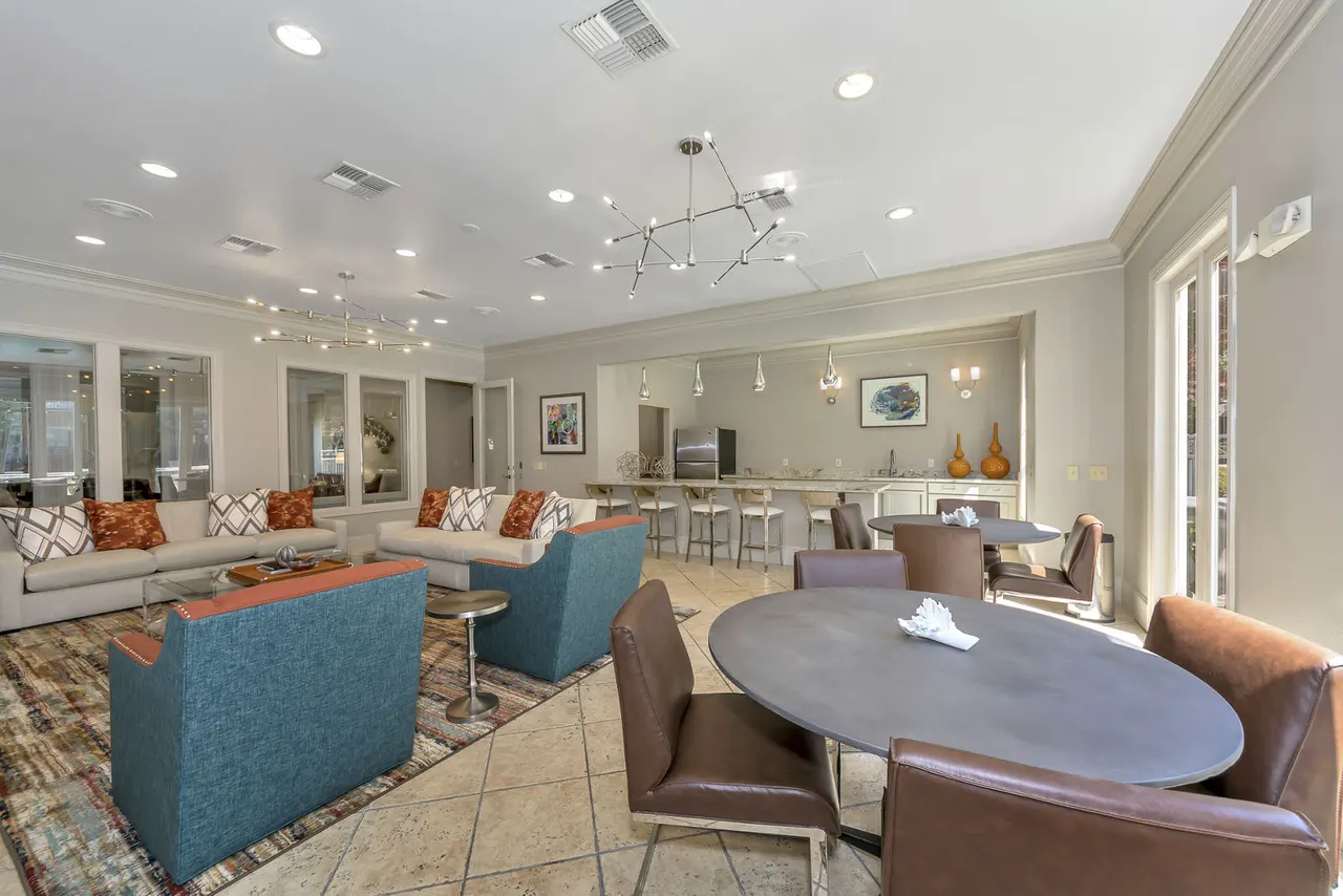Renaissance at Preston Hollow