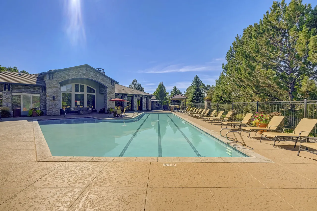 Creekside at Highlands Ranch Apartments