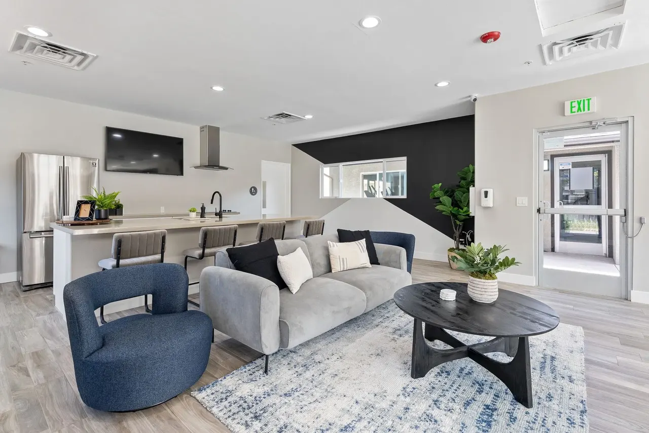 The James Apartment Homes