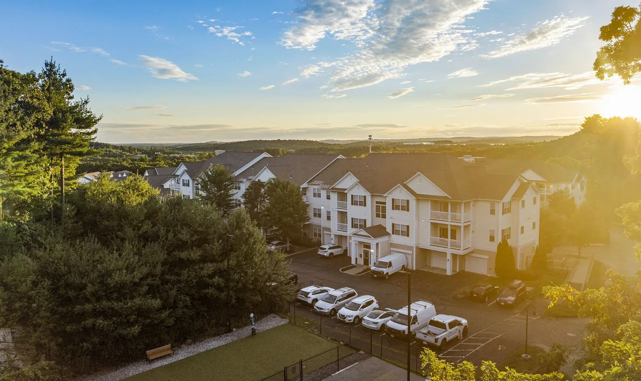 Stone Gate Apartments