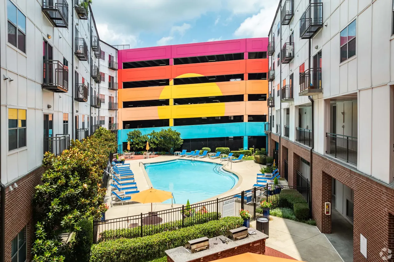 N. Highland Steel Apartments & Shops