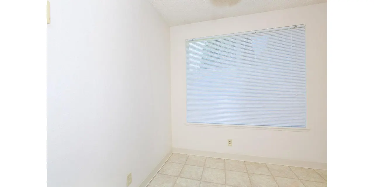 Redwood Park Apartments