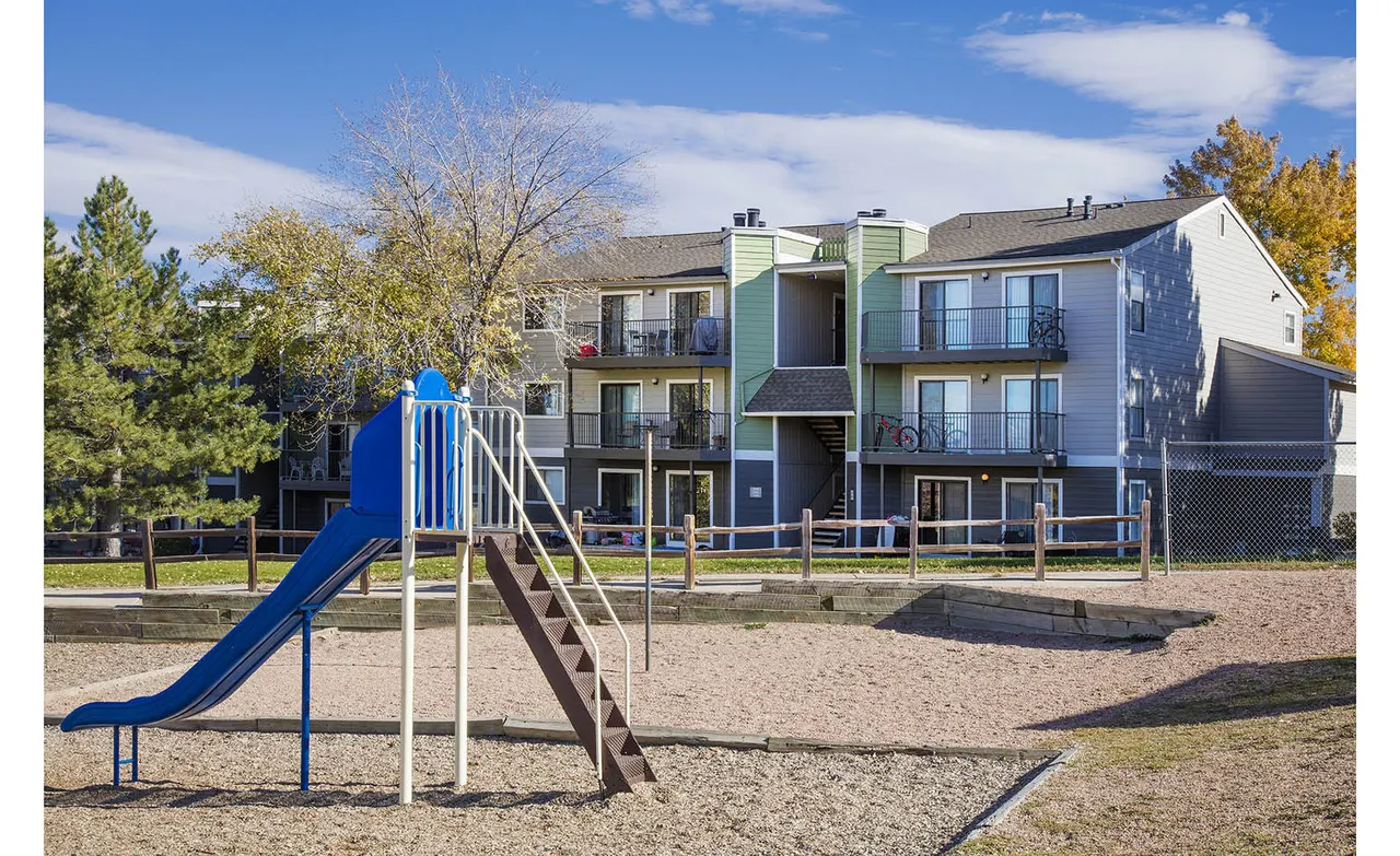 The Ridge at Mountain View Apartments
