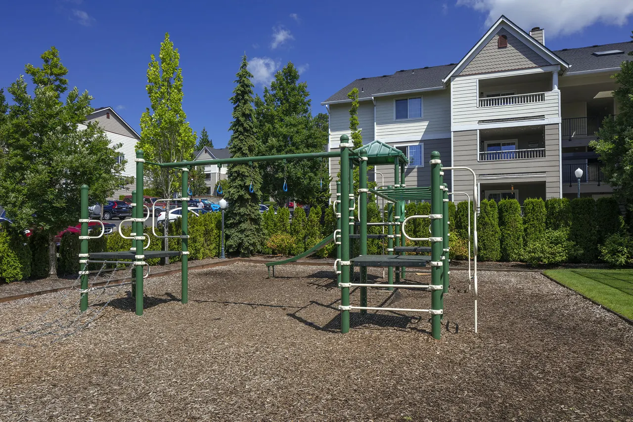 Highland Hills Apartments