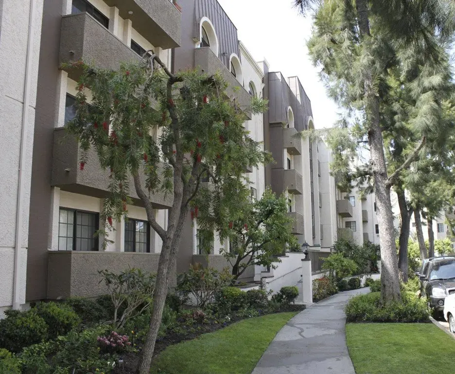 Strathmore Regency