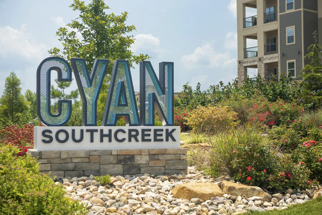 Cyan Southcreek