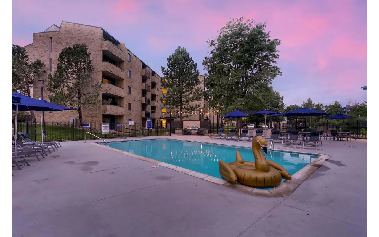 Lakeview Towers at Belmar Apartments