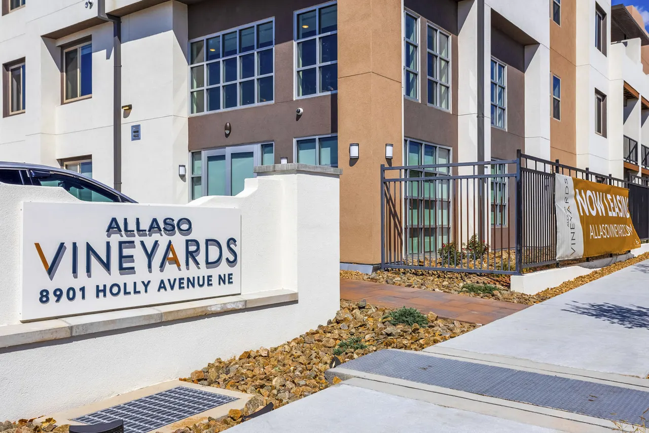 Allaso Vineyards