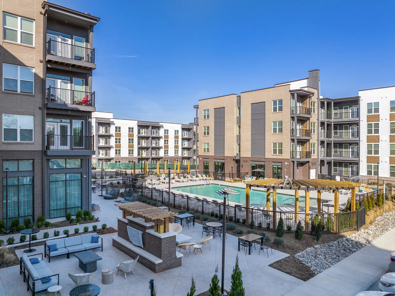 Alta Davis Apartments
