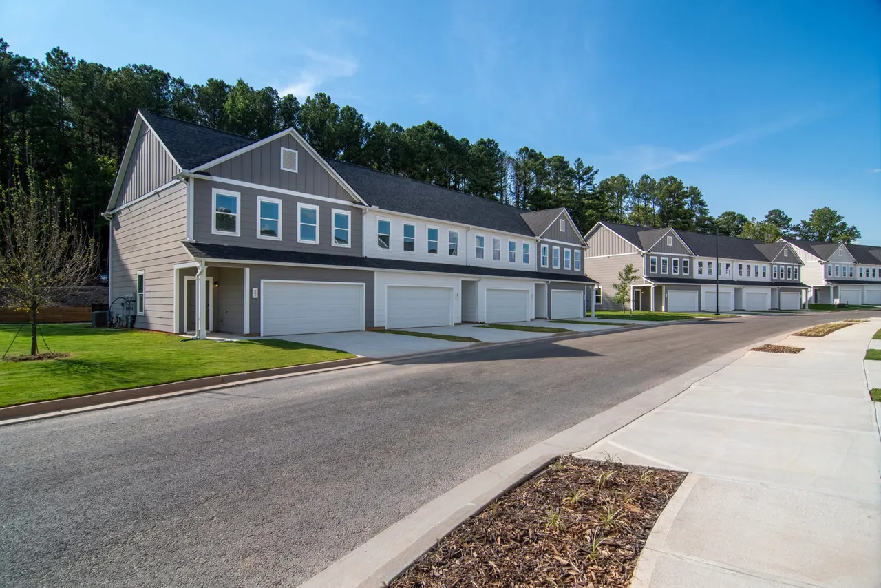 Summerwell Parkway Village
