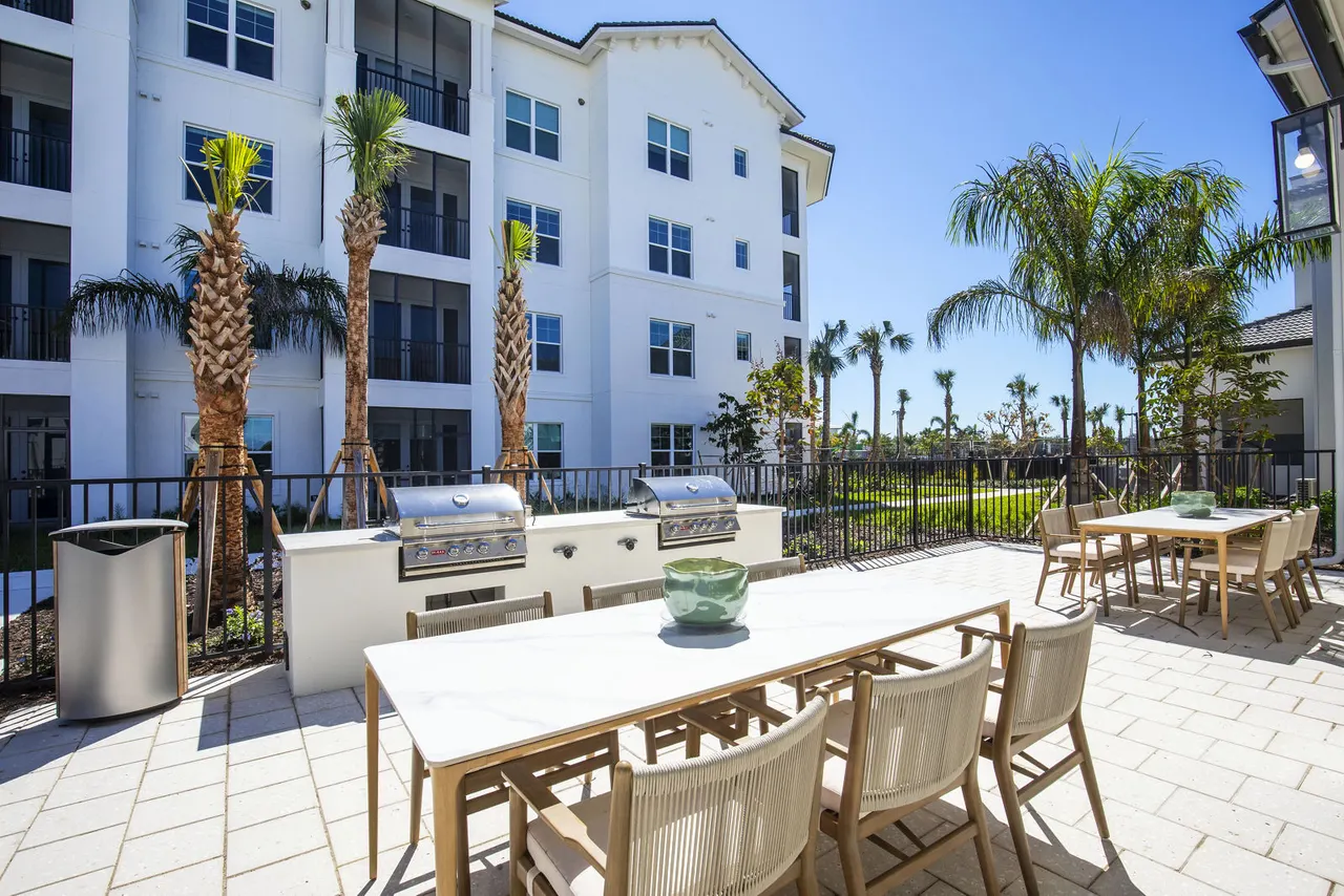 Fiori Apartments