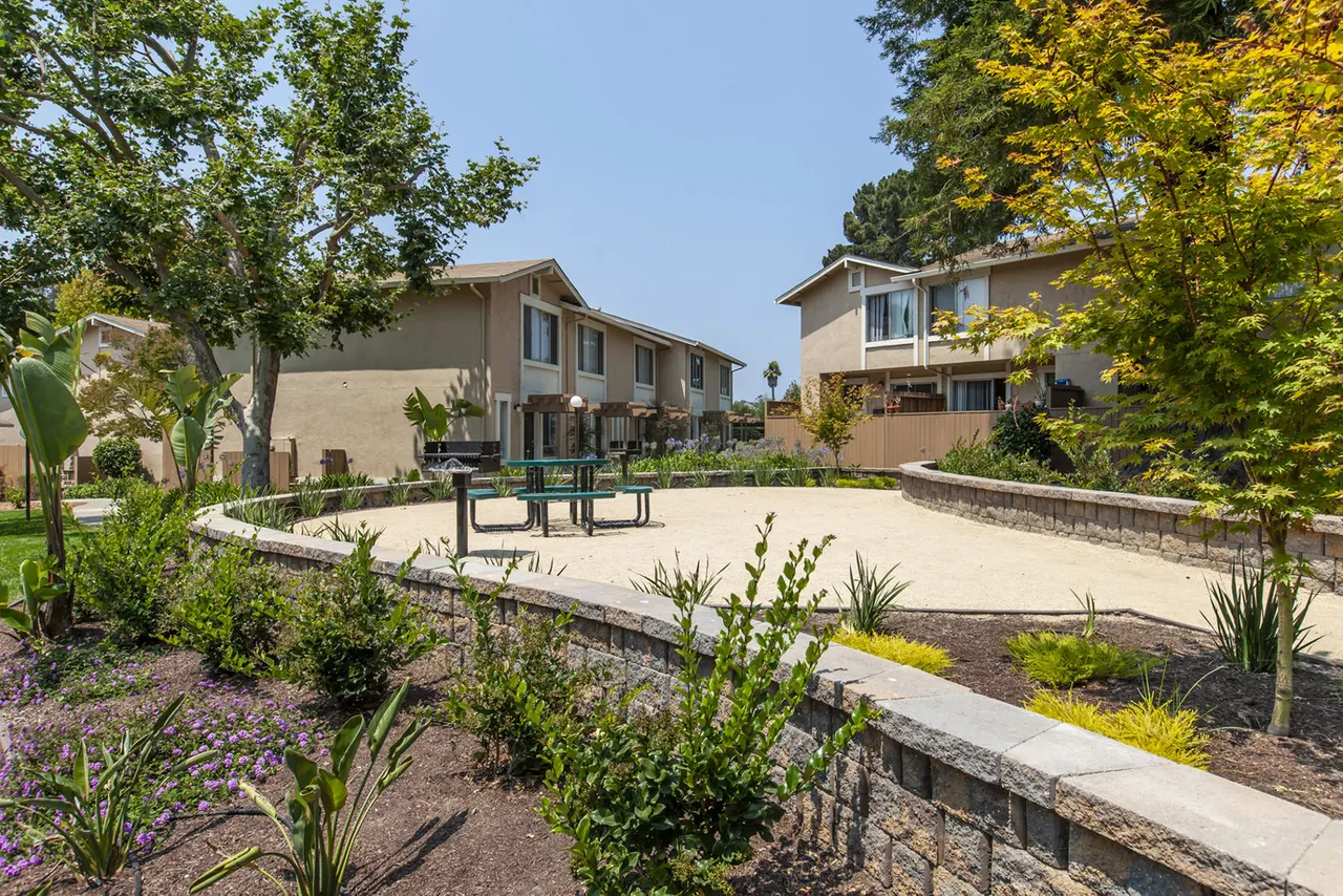 Landing at Capitola Apartments