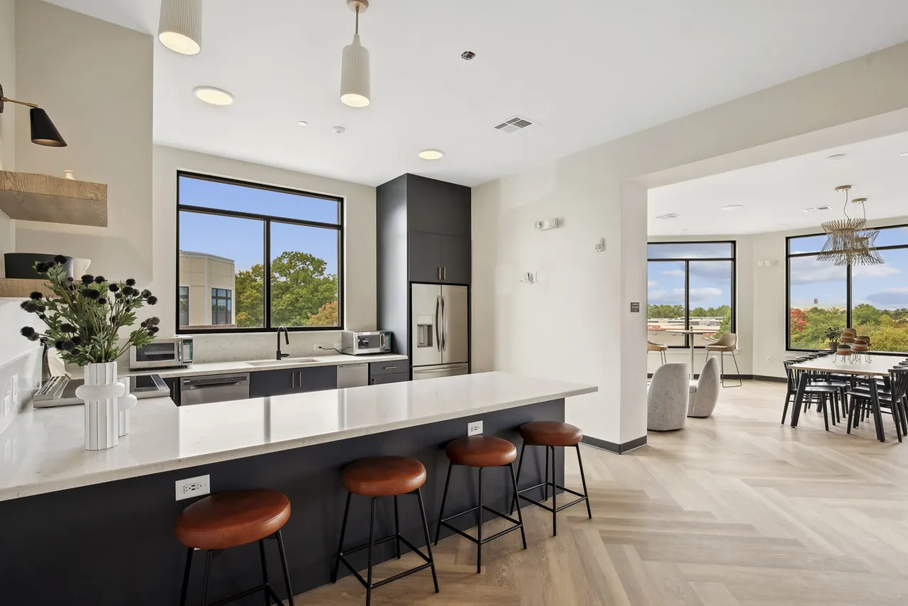 3500 West View