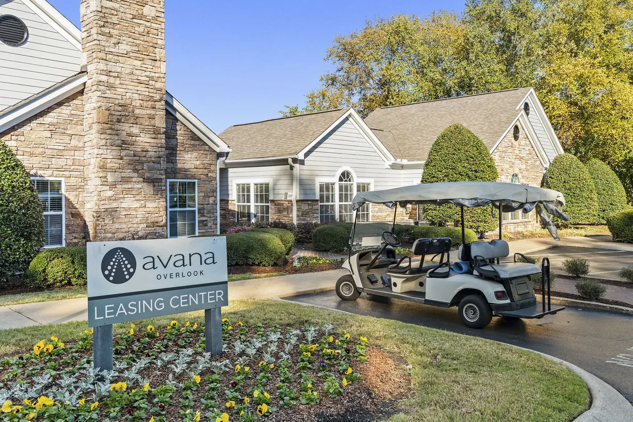 The Overlook Apartments