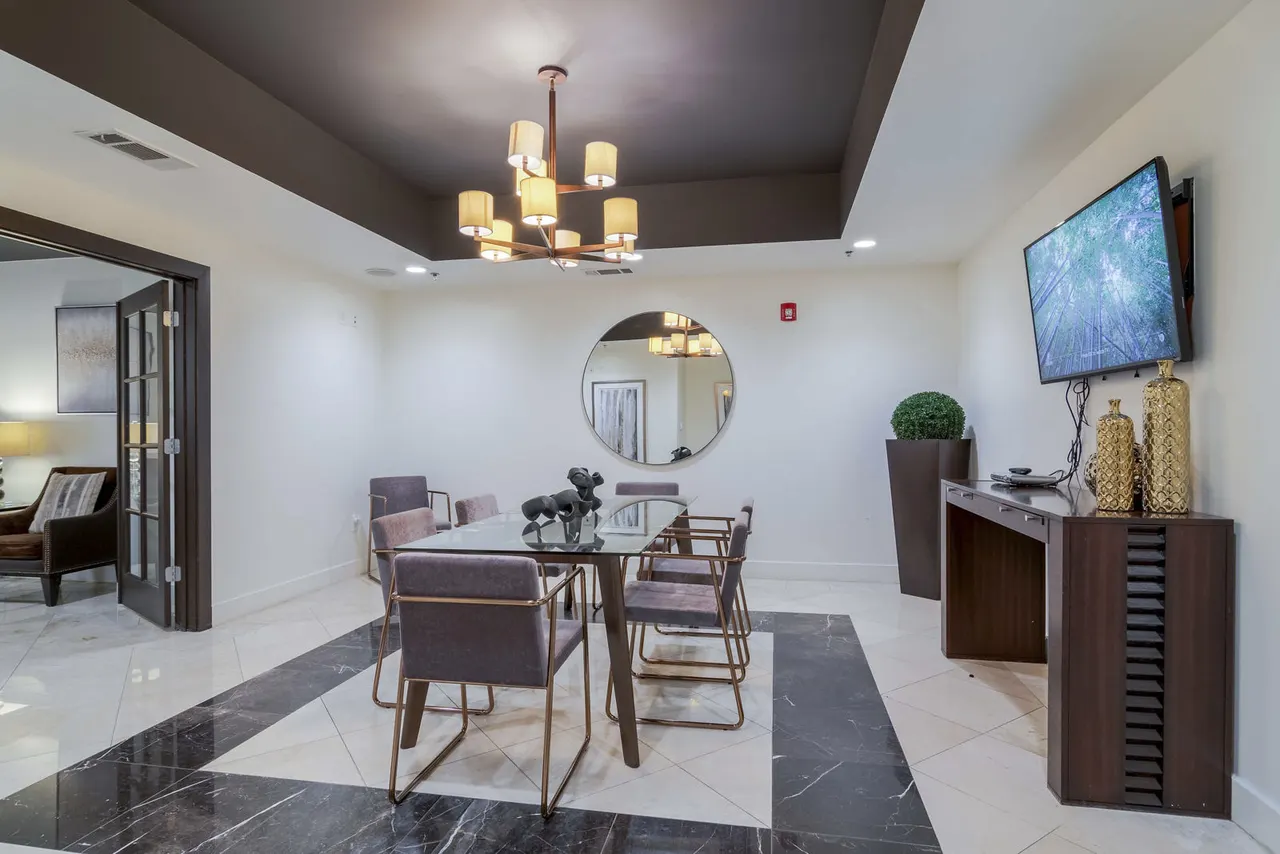 Peachtree Dunwoody Place
