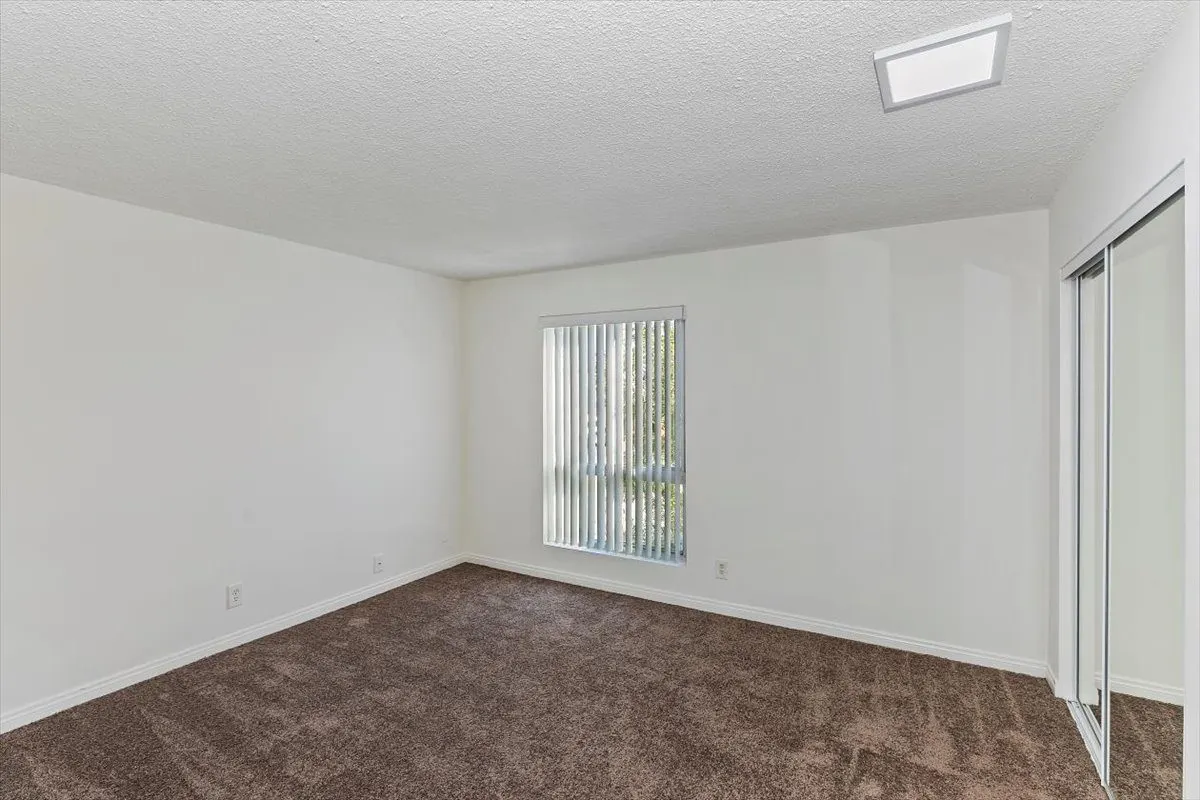 16205 Woodruff Apartments
