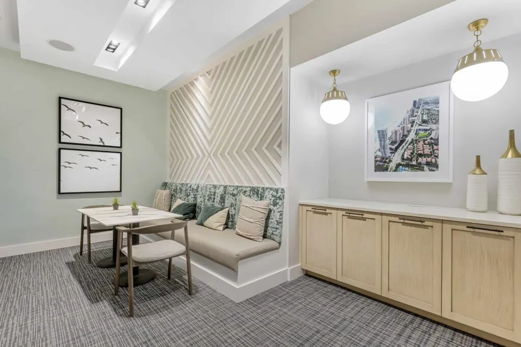 Bell Sunrise Apartments