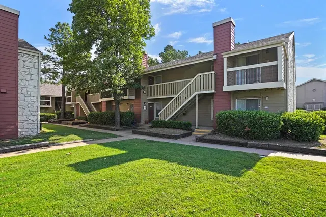 Sunchase Apartments