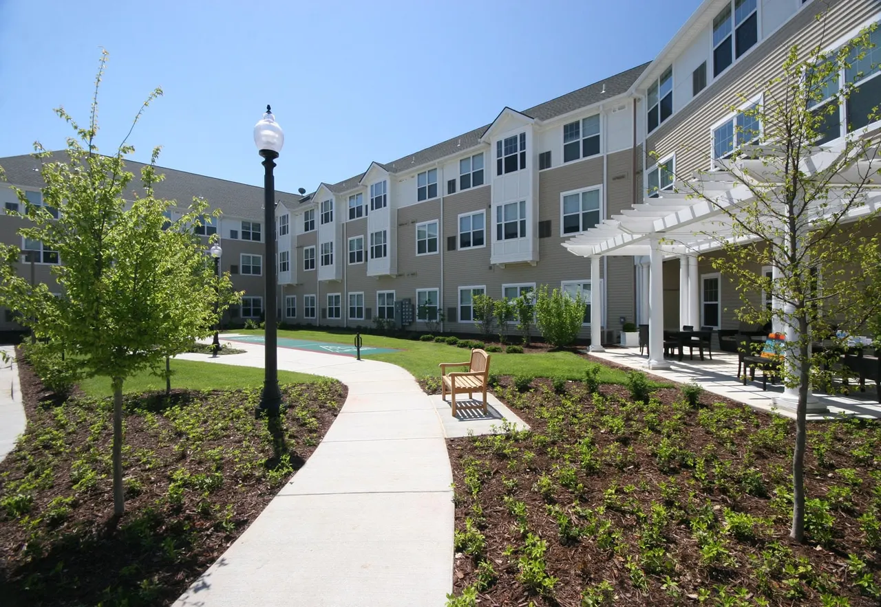Senior Living at Cambridge Heights