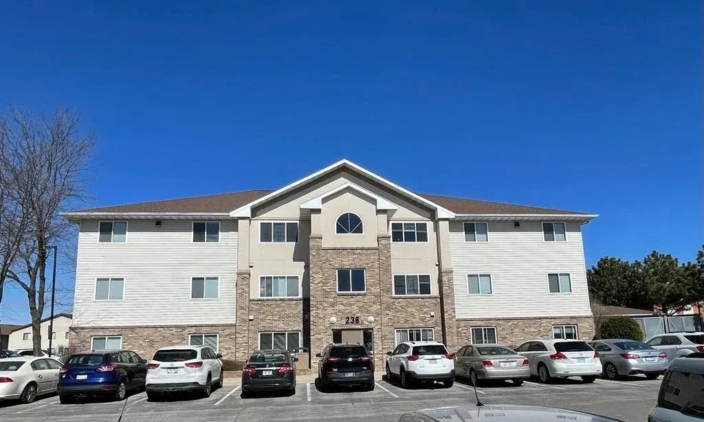 U-square -- University Square Apartments Mankato