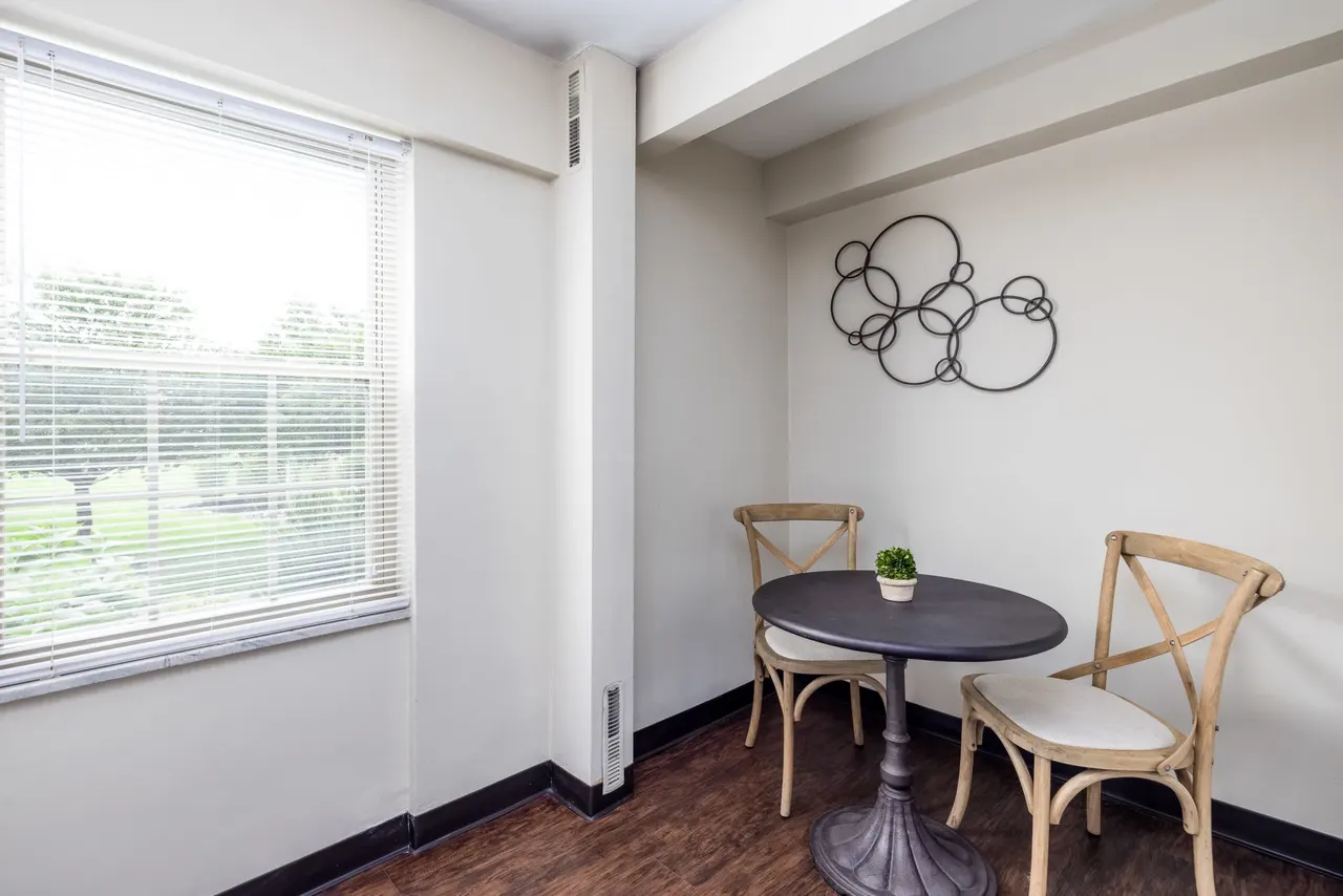 Rugby Square Apartments