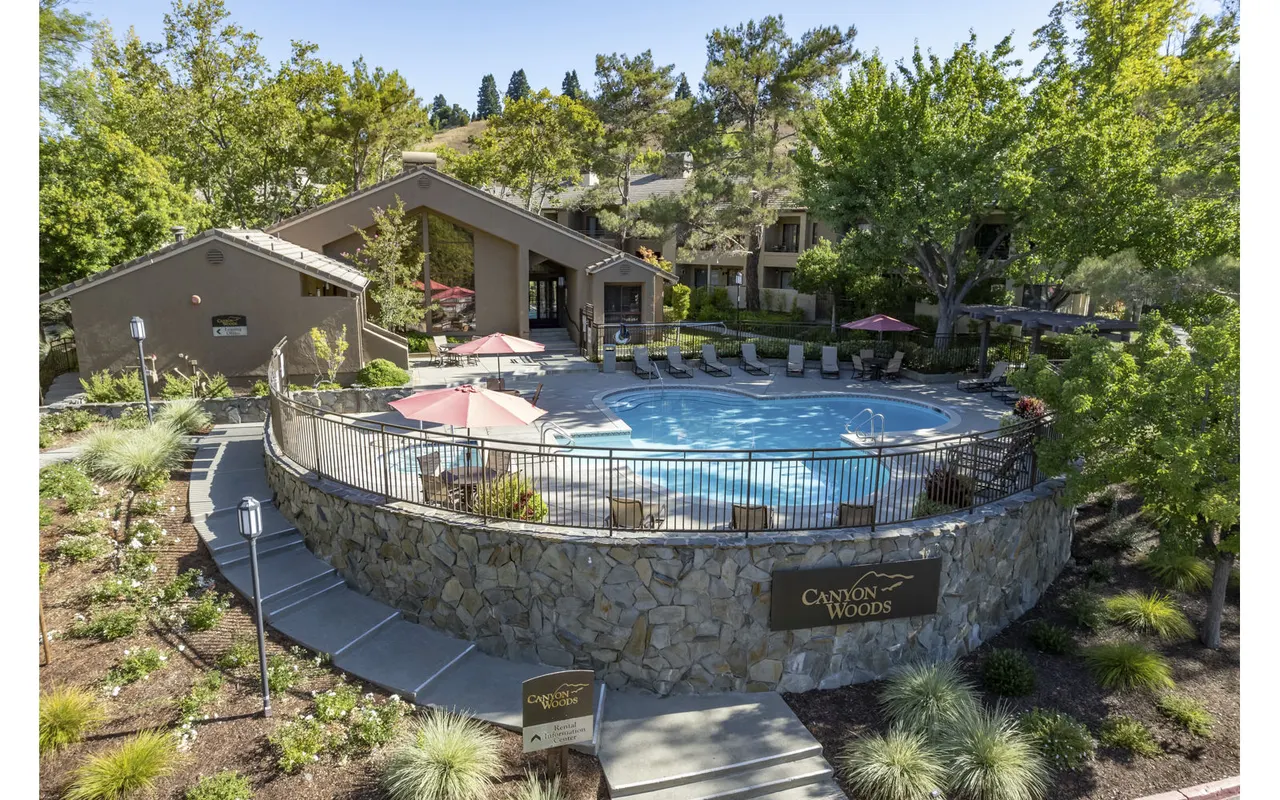 Canyon Woods Apartments