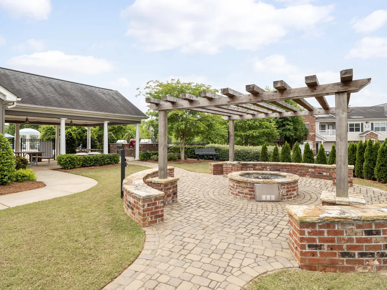 Mandalay Villas Apartments