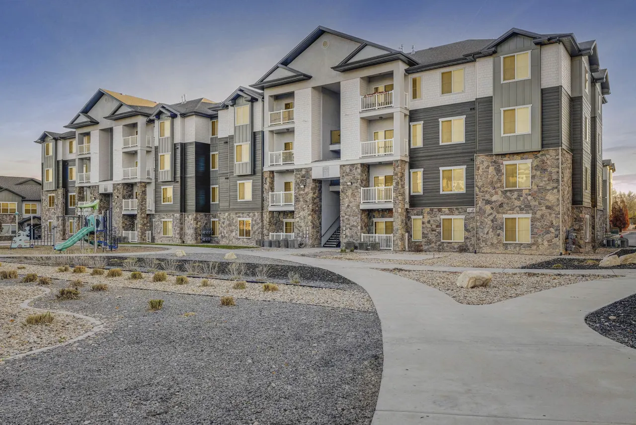 Sandalwood Apartments