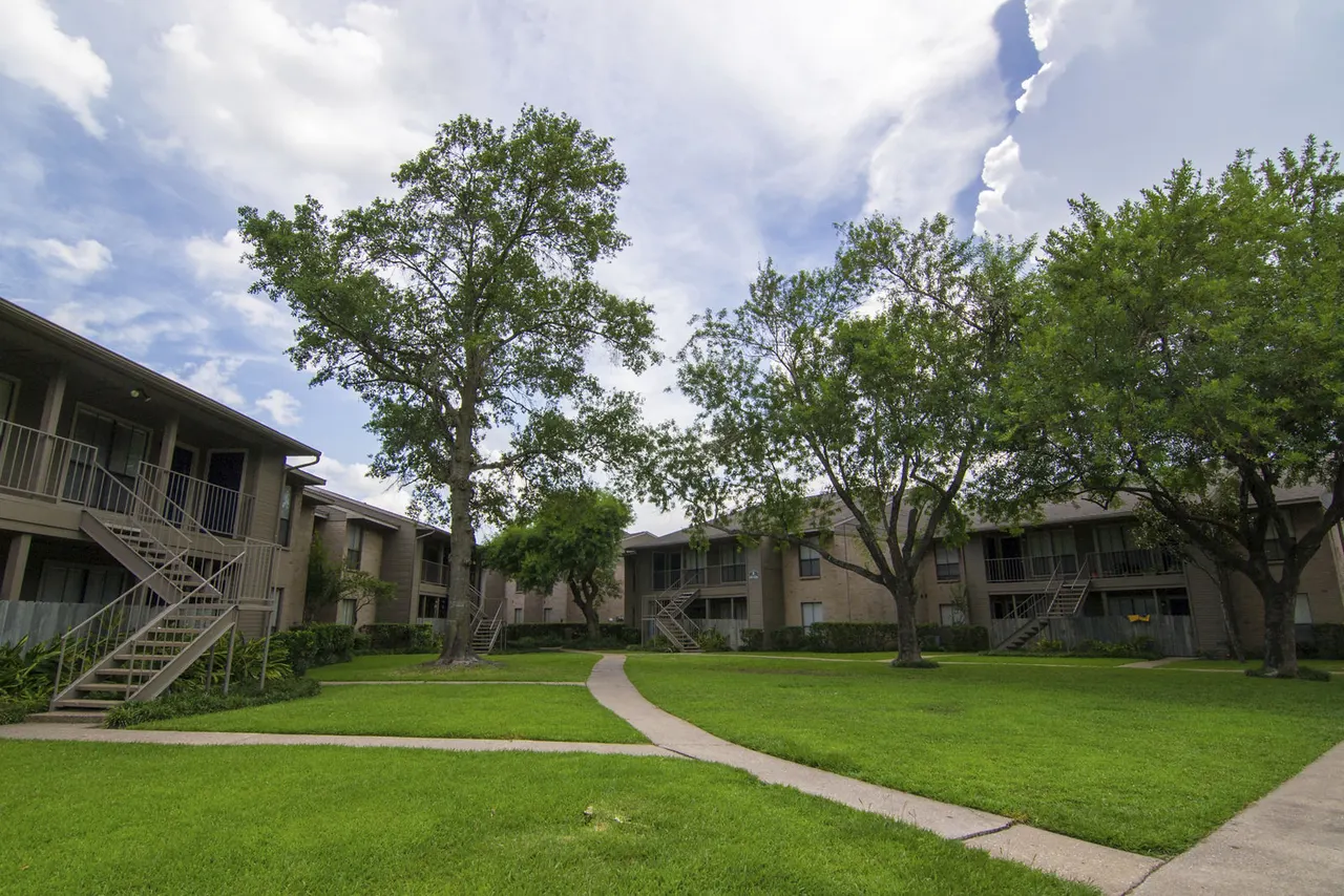 Pines of Woodforest Apartments