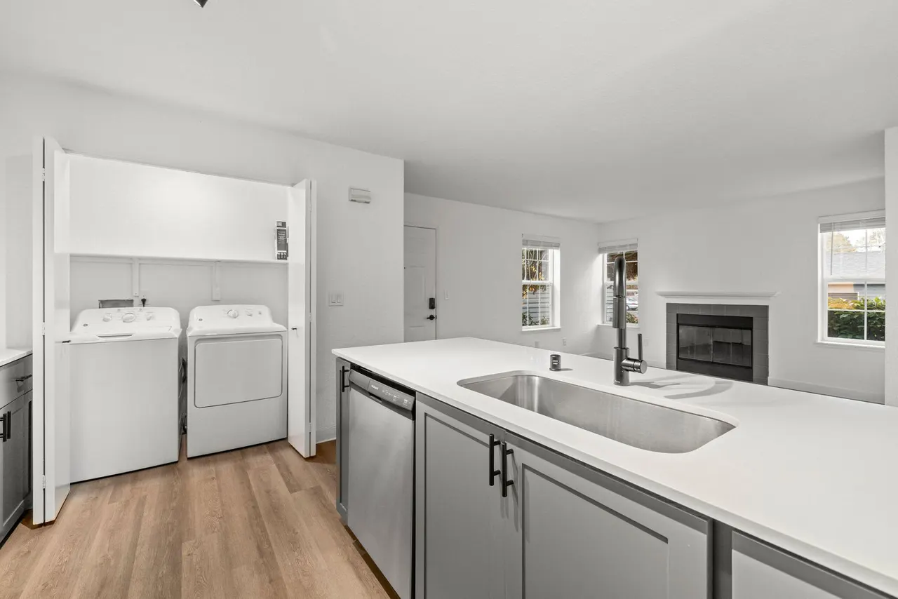 Larkspur Place