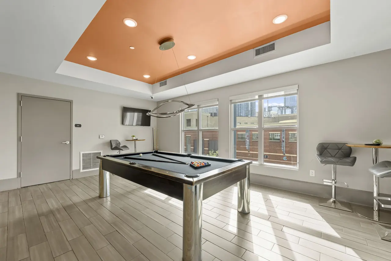 Circa Uptown Apartments