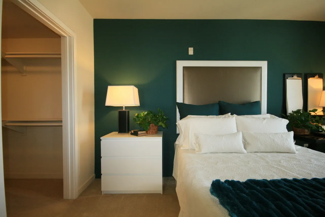 Trio Apartments